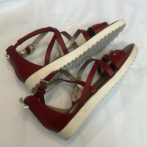 GBG Guess Women's Red Strappy Platform Sandals - Picture 4 of 6